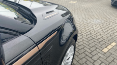 Land Rover Range Rover Evoque 2.0 D200 R-Dynamic SE 5dr Auto Diesel Hatchback